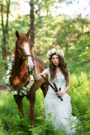 tracey-buyce-photography-bride-with-horse67.jpg