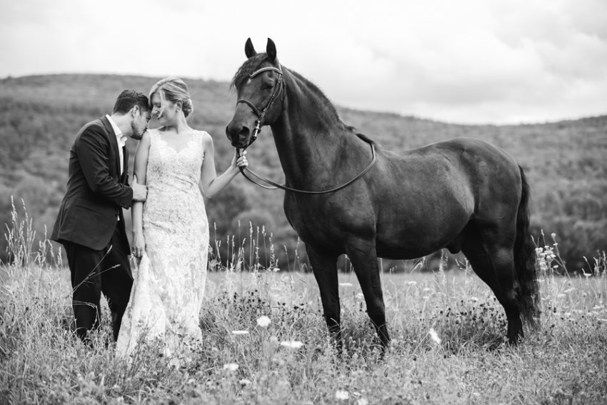 saratoga-ny-equestrian-wedding-photography-18.jpg