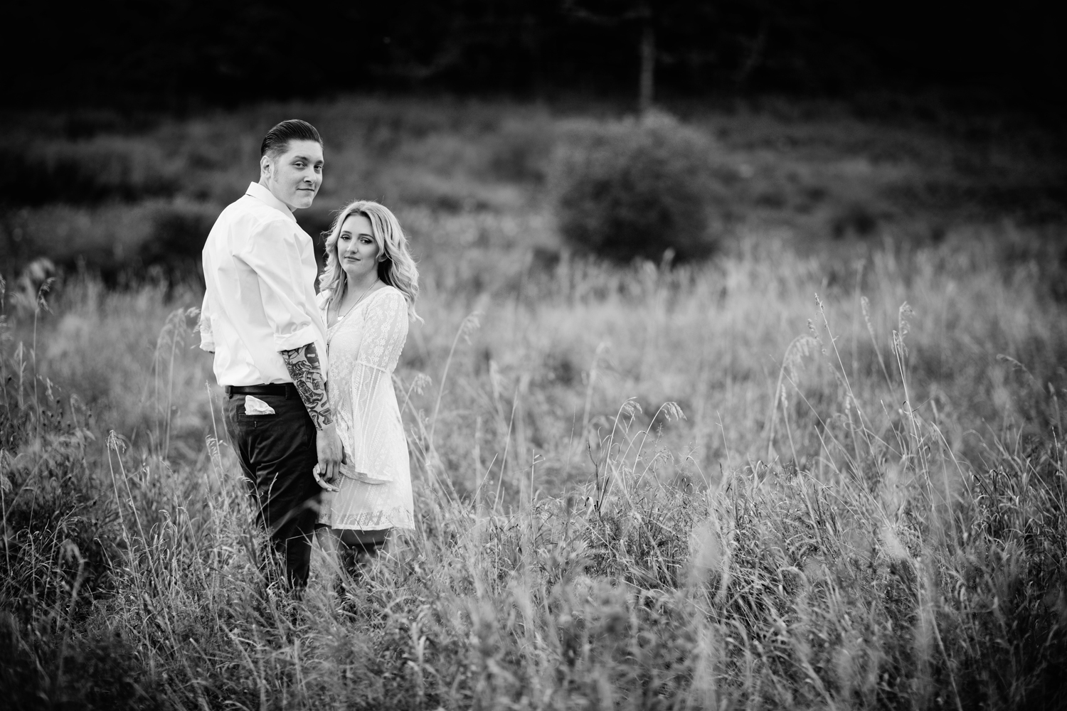 M and D Farms engagement photography11.jpg